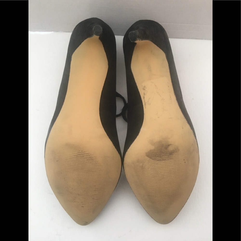Kate & Mel Black Suede Pumps with Strap - Picture 4 of 4